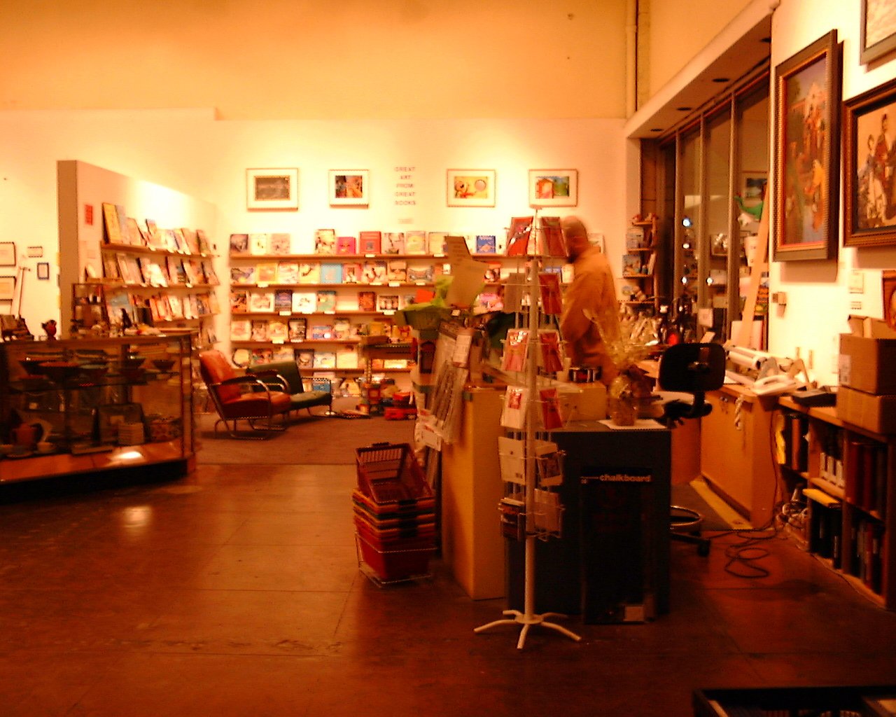EPTASshow-bookarea.JPG